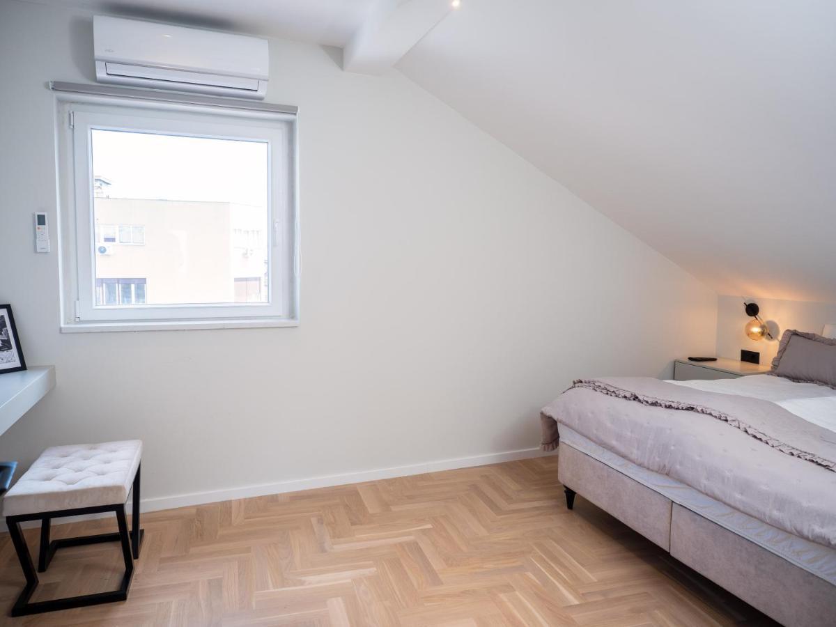 Residence Republic Square- Top Location 베오그라드 외부 사진